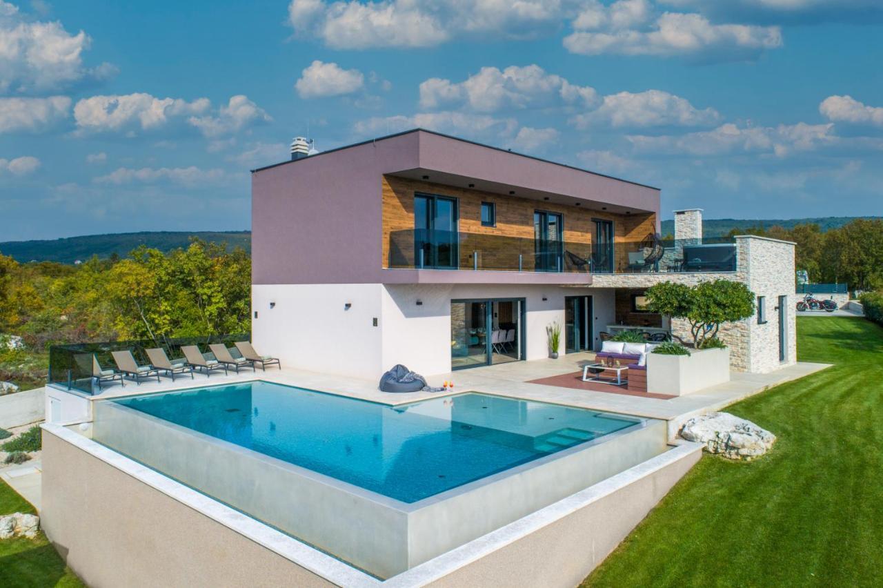 Villa Memory Raša Kültér fotó