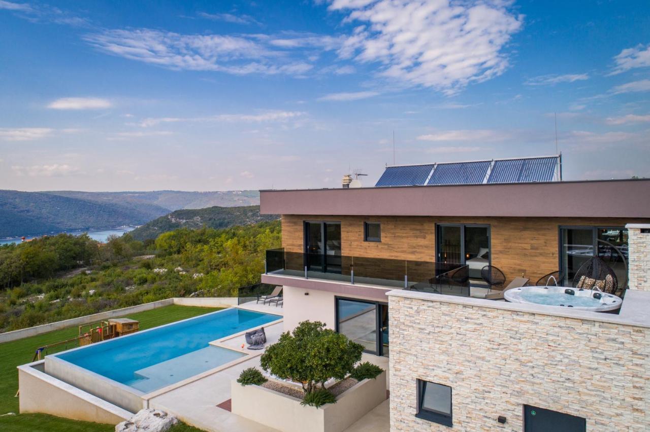 Villa Memory Raša Kültér fotó