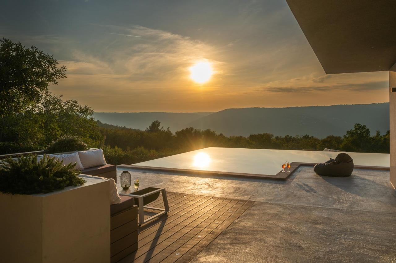 Villa Memory Raša Kültér fotó