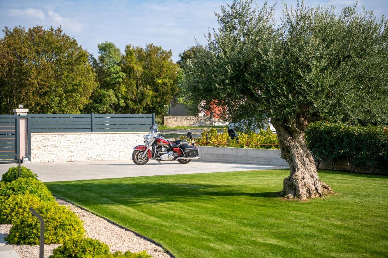Villa Memory Raša Kültér fotó