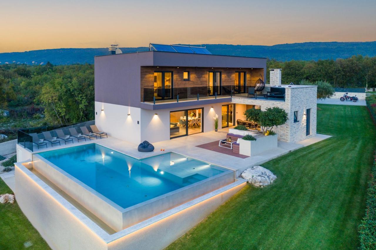 Villa Memory Raša Kültér fotó